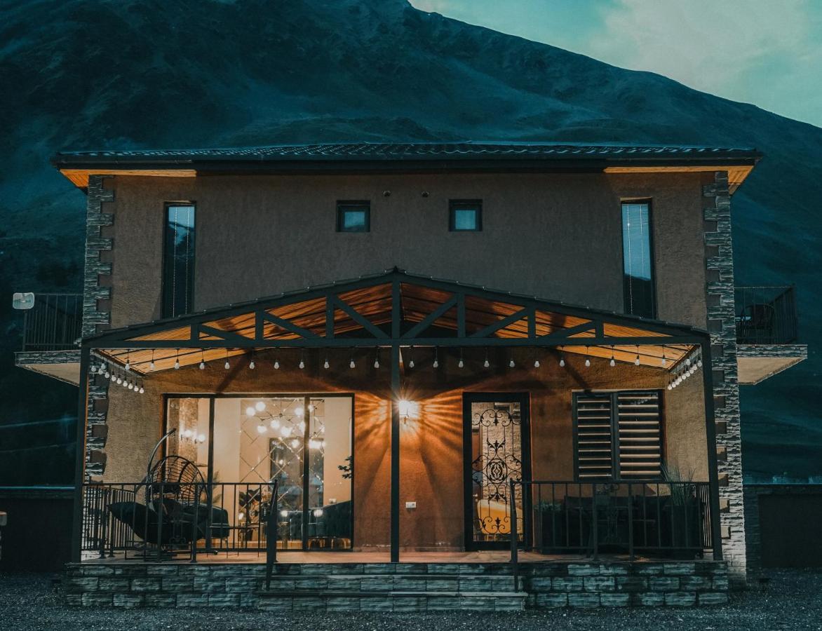 Holiday Home カズベギ エクステリア 写真